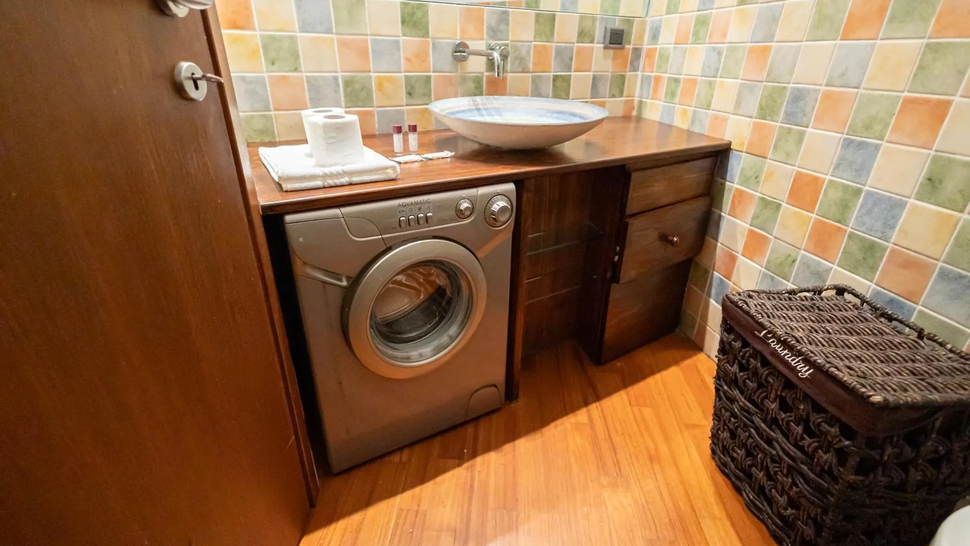 Apartment Splendido Appartamento A Due Passi Da Pasteur M1 Milan Italy